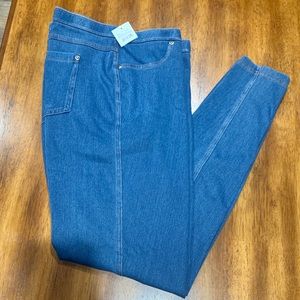NWT DENIM Simply Vera Vera Wang Jean Leggings